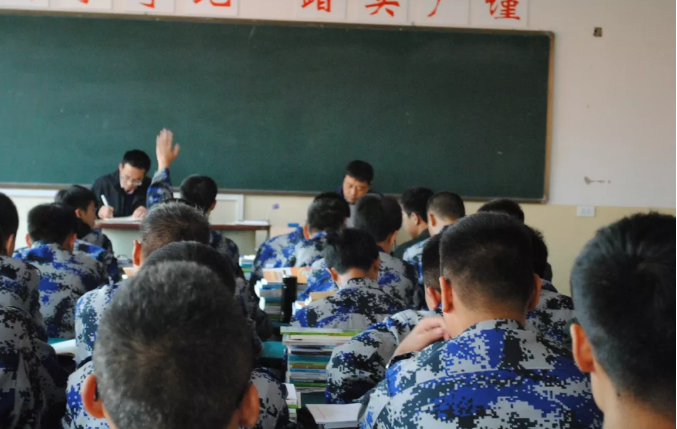 QQ图片20181026083120.png